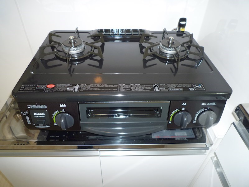 キッチン　グリル付きガスコンロ