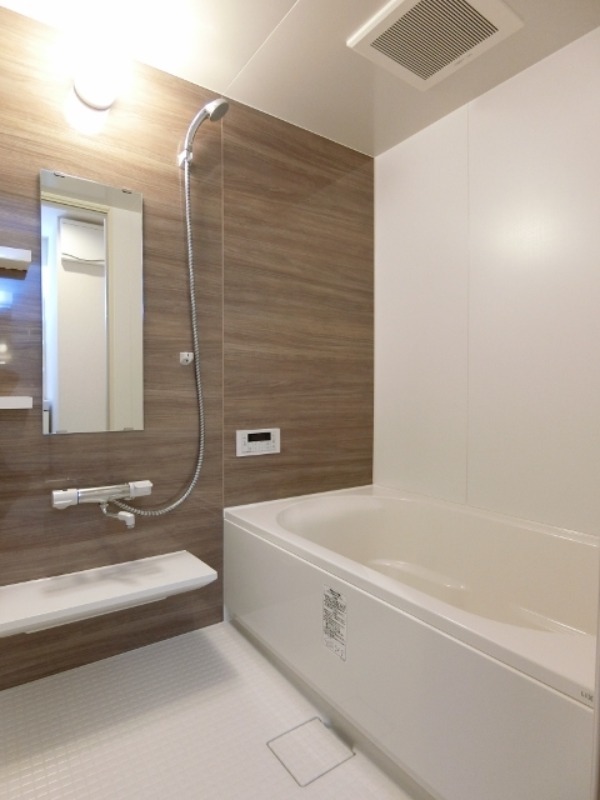 バス・シャワールーム　図面と現状に相違がある場合には現状を優先