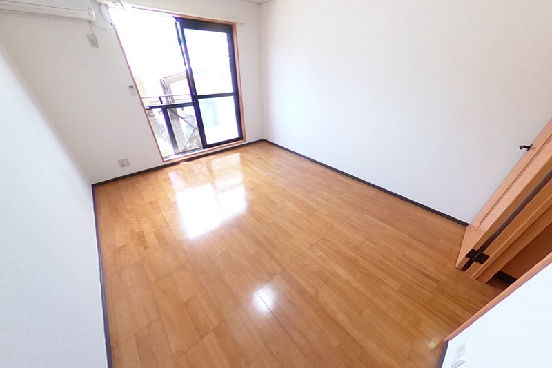 居室・リビング　反転別部屋参考写真