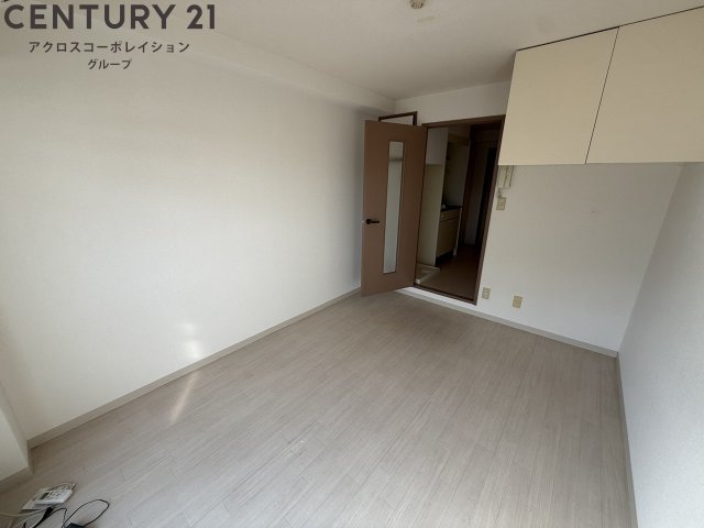 居室・リビング　南向き、陽当たり良好！