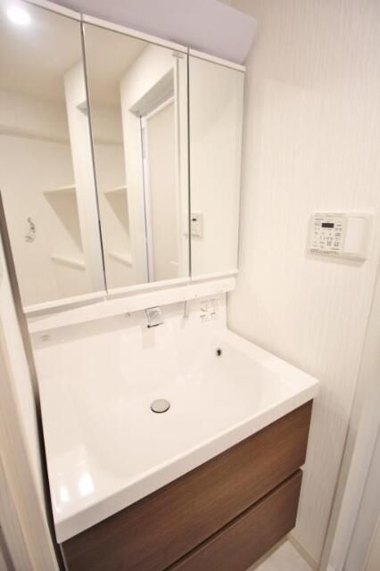 洗面設備　忙しい朝には欠かせない洗面所です