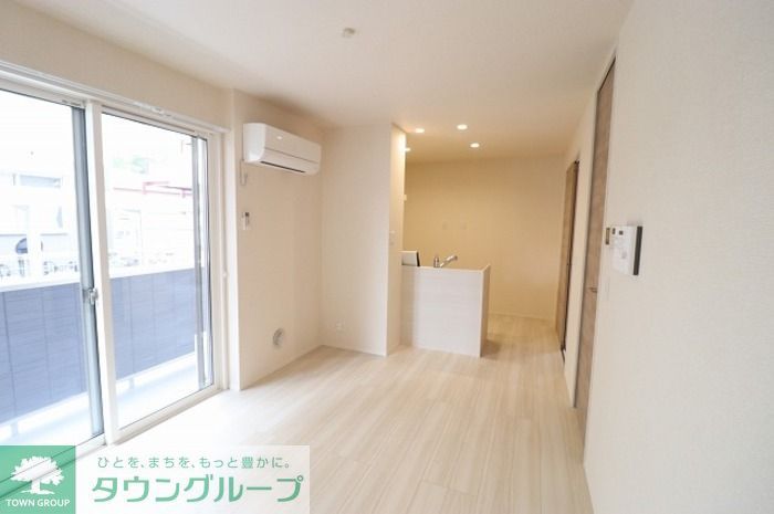 居室・リビング　※別号室参考写真です