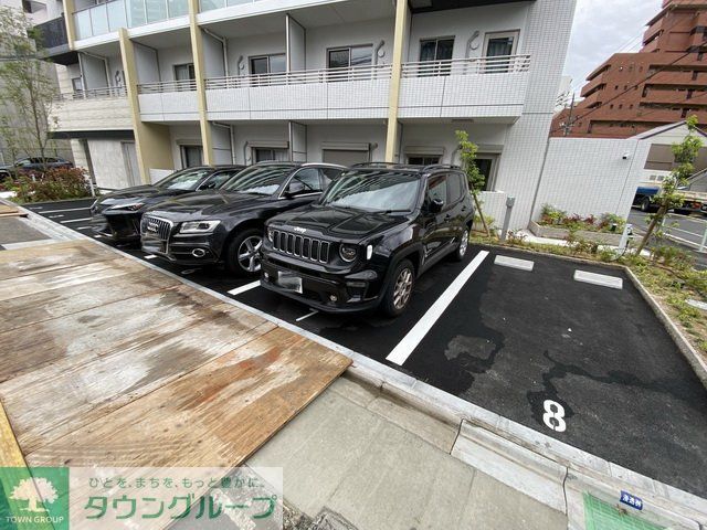 駐車場　駐車場