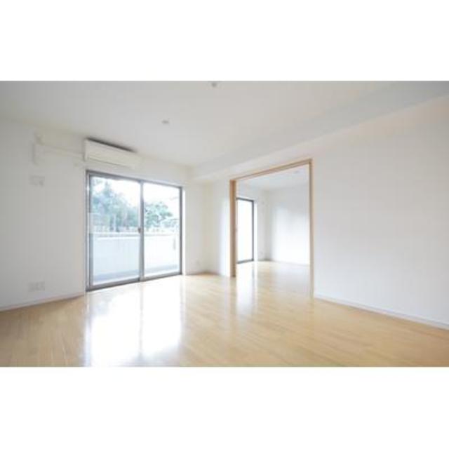 居室・リビング　※写真は同タイプ住戸です。