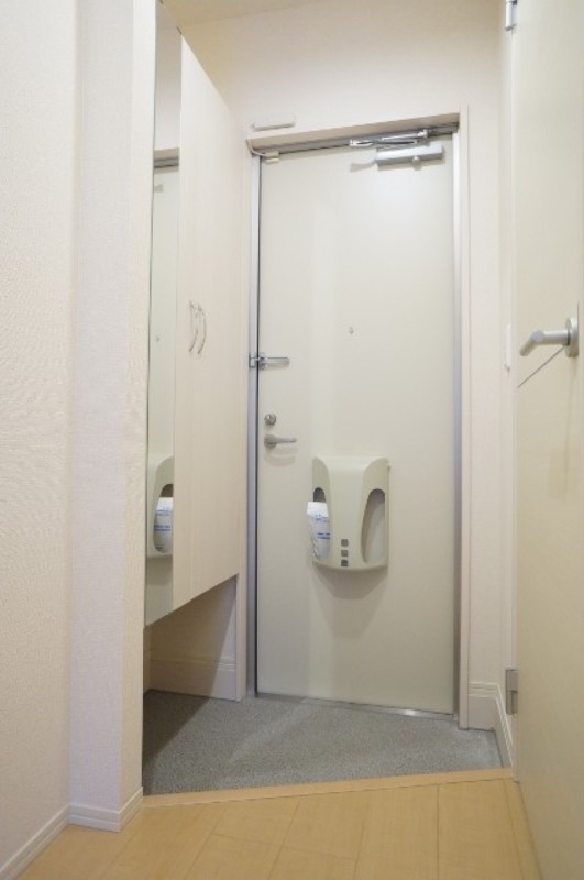 玄関　図面と現状に相違がある場合には現状を優先