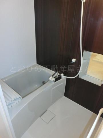 バス・シャワールーム　バスルーム