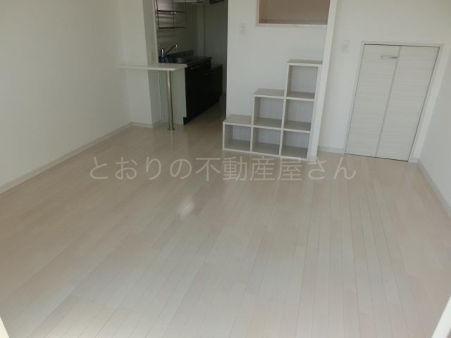 居室・リビング　ワンルームロフト付き