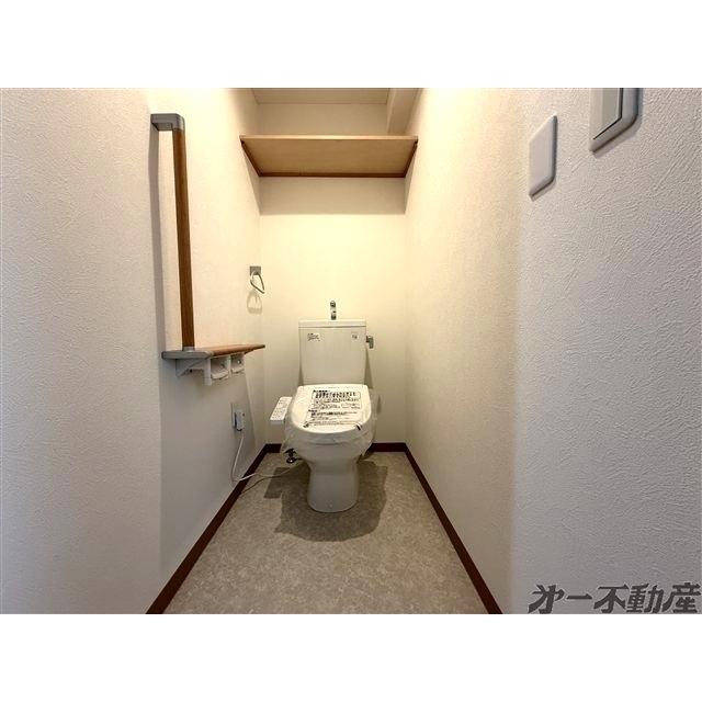 トイレ　トイレ