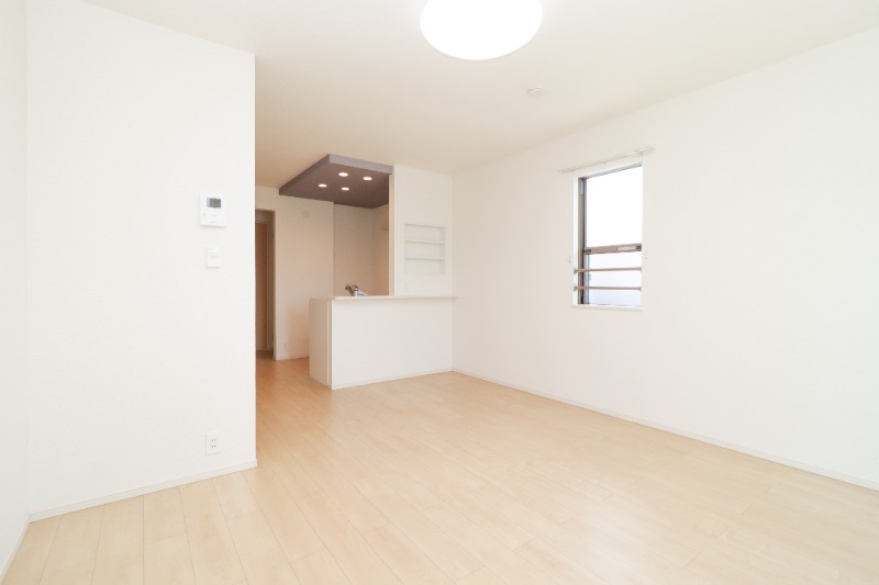 居室・リビング　図面と現状に相違がある場合には現状を優先