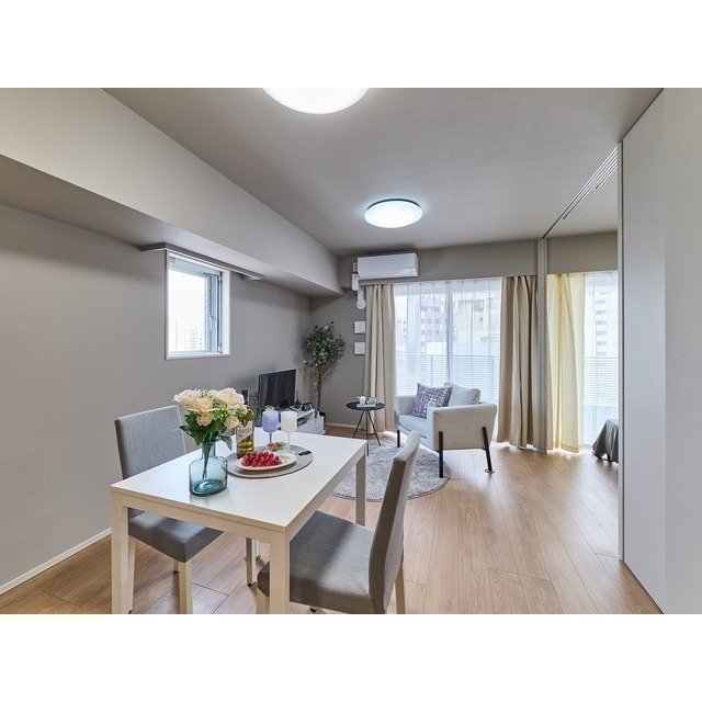 居室・リビング　【家具・家電の備え付けはありません】