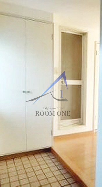 玄関　玄関です。