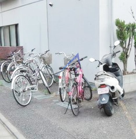 その他共有部分　駐輪場です。