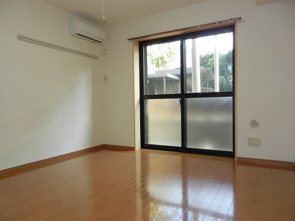 居室・リビング　他号室参考写真