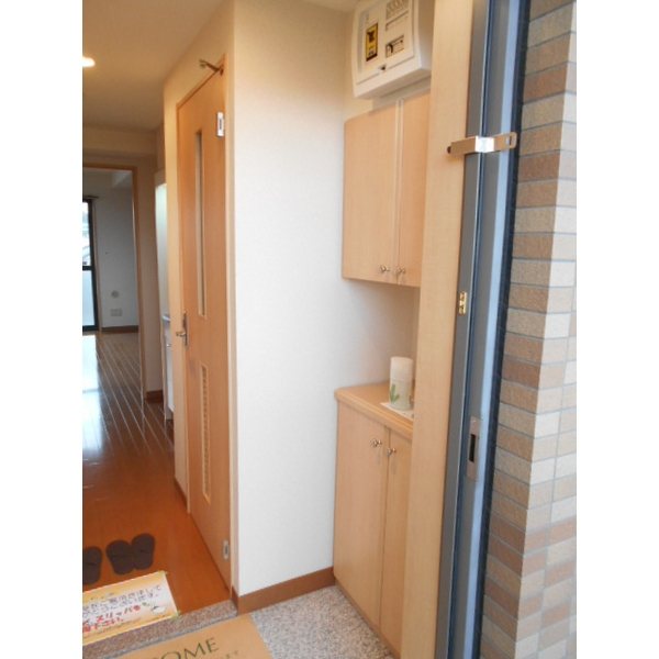 玄関　他号室参考写真