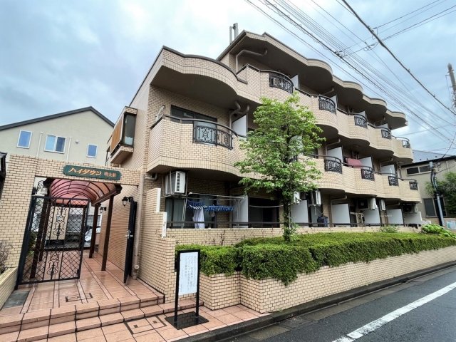 建物外観　外観は落ち着いています