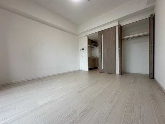 居室・リビング　※別部屋の写真です