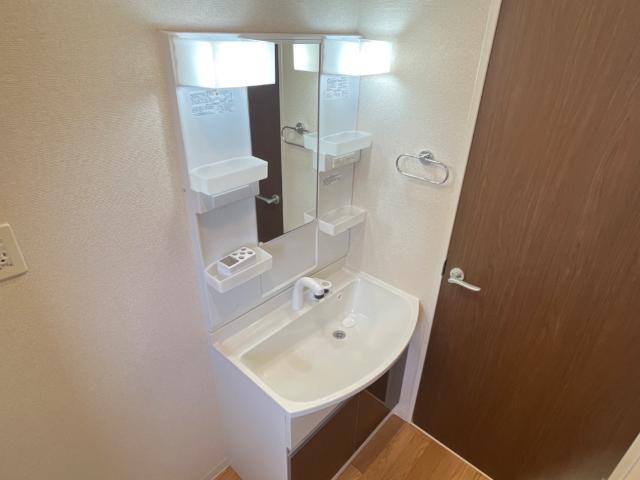 洗面設備　洗髪洗面化粧台