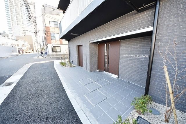 エントランス　マインズ・コム白金