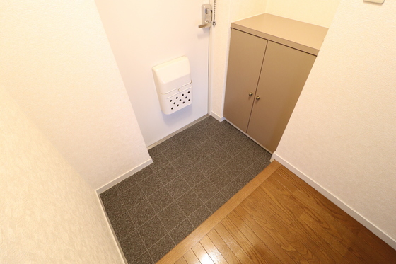 玄関　※別号屋の写真です