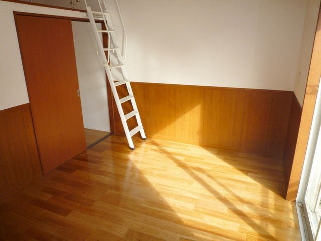 その他部屋・スペース　★明るい洋室★