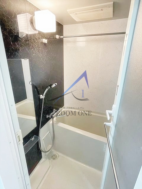 バス・シャワールーム　お風呂です。