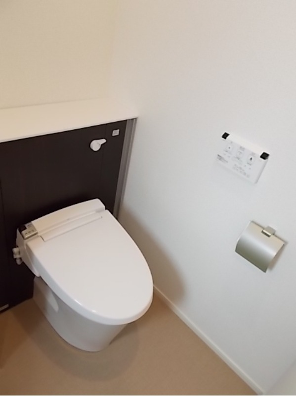 トイレ　図面と現状に相違がある場合には現状を優先