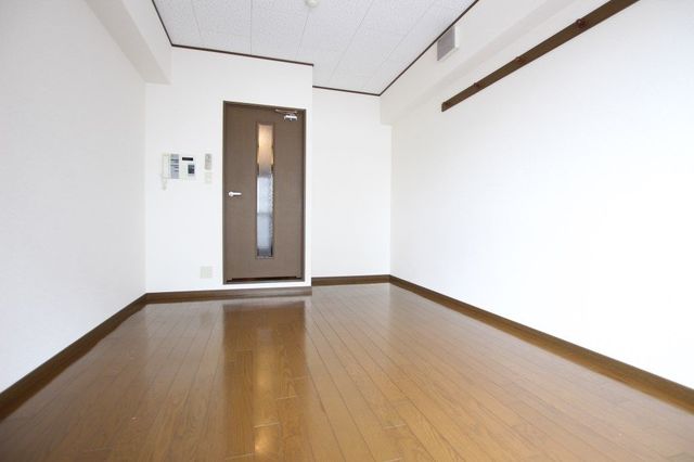 居室・リビング　【その他設備】同タイプ・別部屋写真