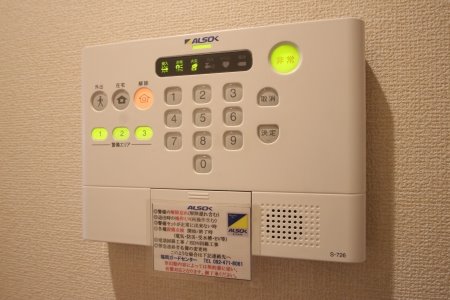 収納　同型タイプ参考写真。