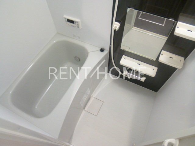 バス・シャワールーム　追い焚き機能付きです