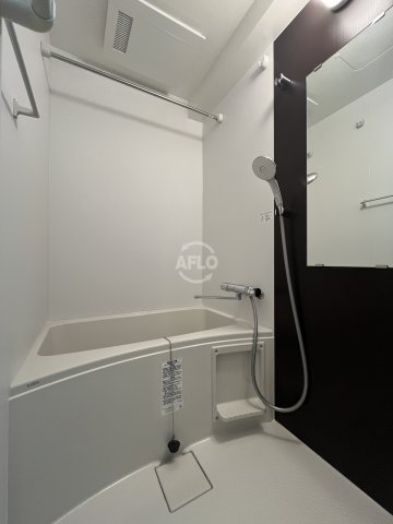 バス・シャワールーム　フォーリアライズ淡路ライツ　浴室