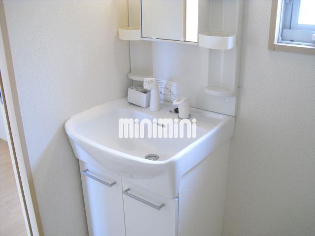 洗面設備　シャンプードレッサー！朝も楽々！