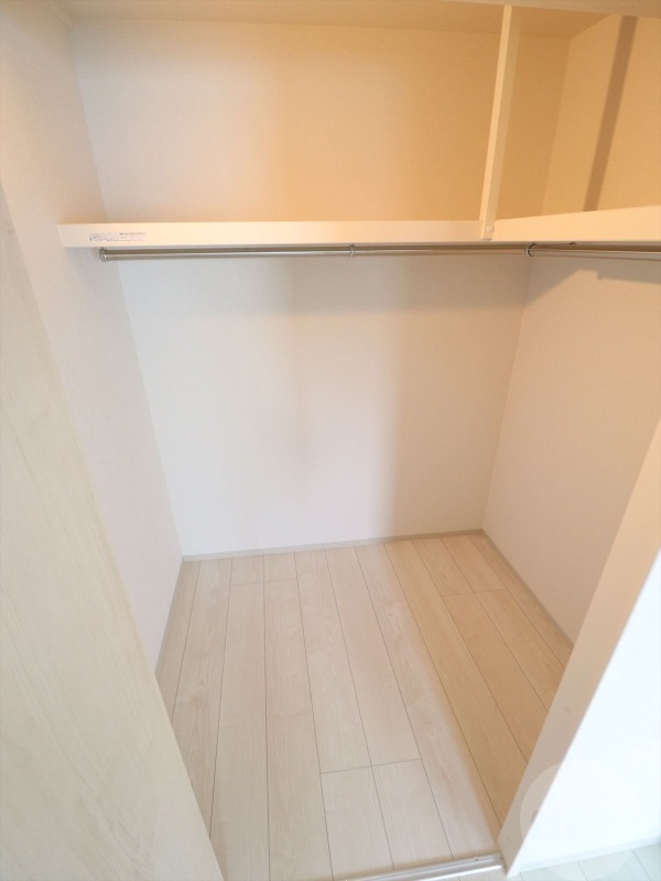 収納　ウォークインクローゼット