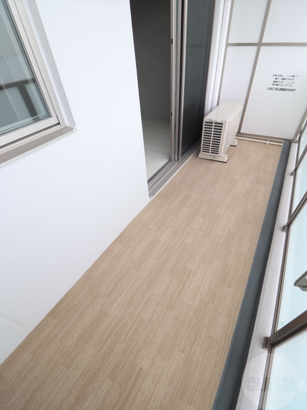 バルコニー　バルコニー