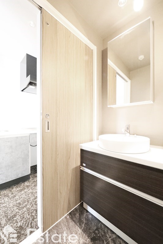 洗面設備　独立洗面台　脱衣所