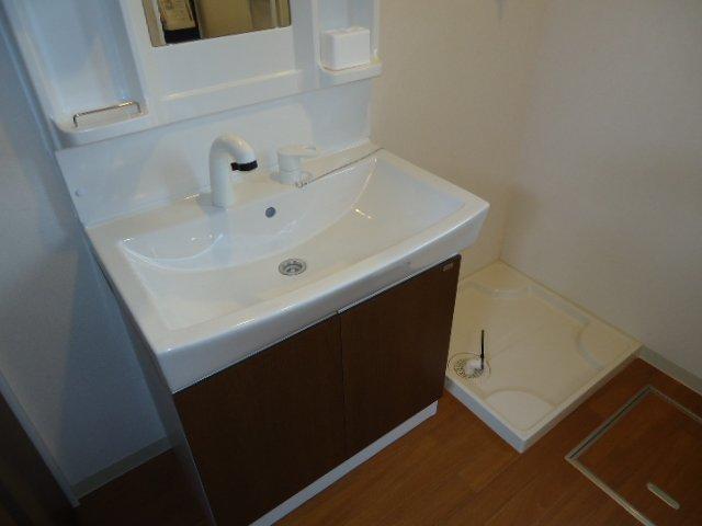 洗面設備　洗髪洗面化粧台