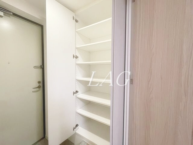 玄関　玄関です。