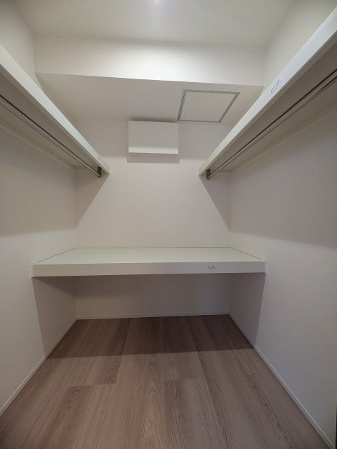 収納　同物件別号室の写真