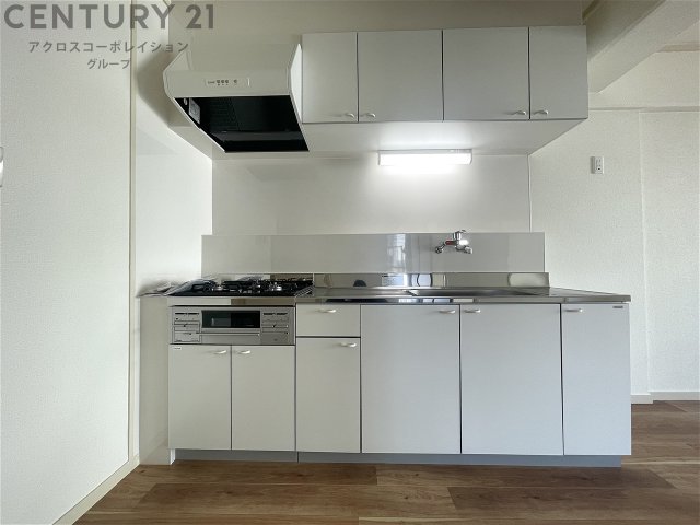 キッチン　壁付けキッチンでスペースを有効活用できます！