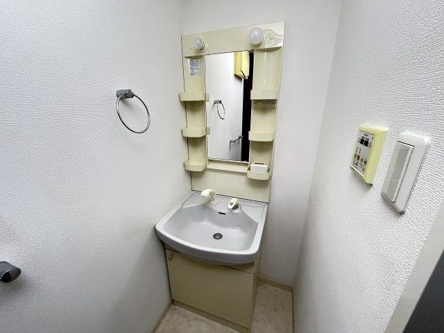 洗面設備　洗面所です