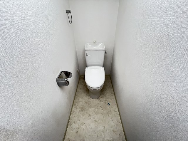 トイレ　シンプルで使いやすいトイレです