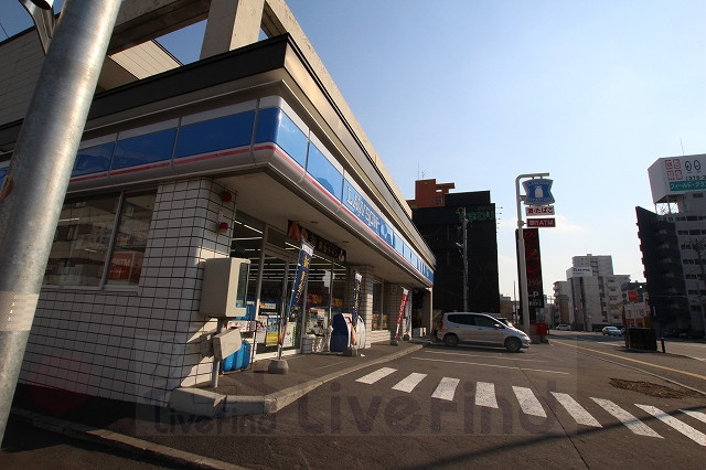 コンビニ　ローソン札幌豊平3条十丁目店（コンビニ）まで203m