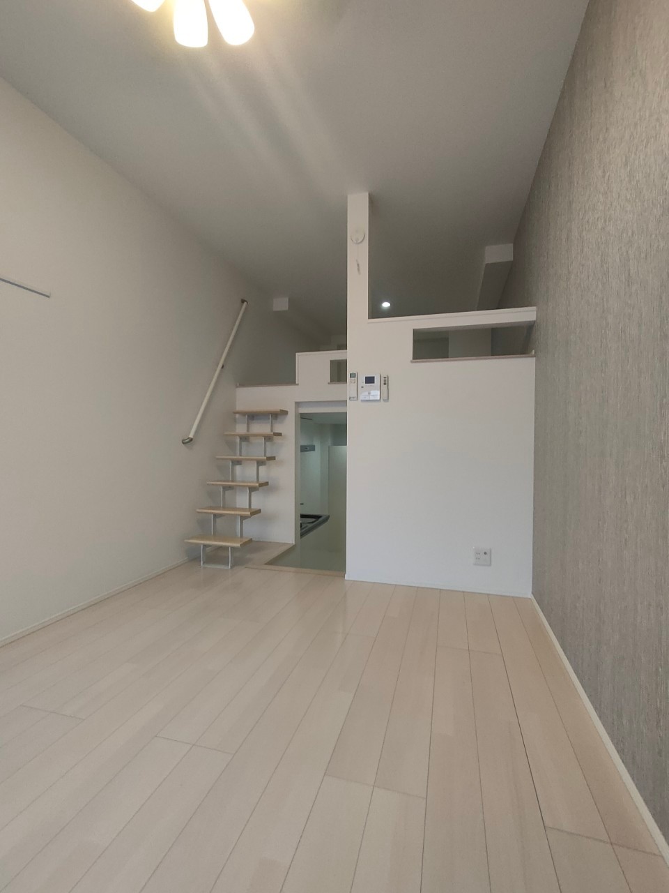 居室・リビング　同シリーズ物件の参考写真となります。