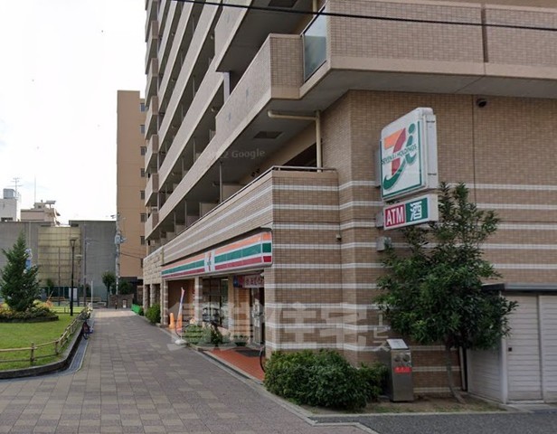 コンビニ　セブンイレブン　JR塚口駅前店（コンビニ）まで369m
