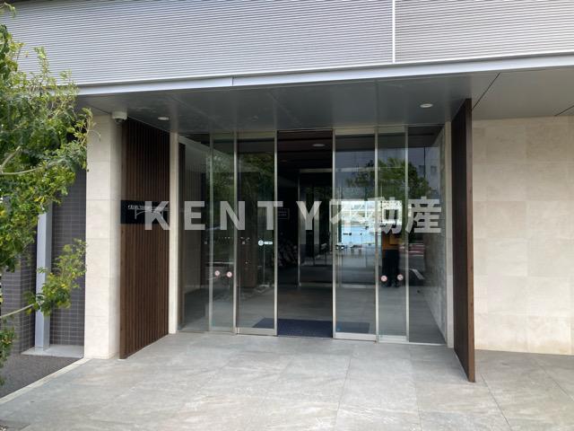 エントランス　清潔なエントランスです