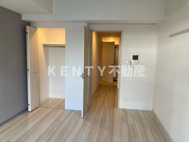 その他部屋・スペース　落ち着いて過ごせるお部屋なので、寝室にいかがでしょうか