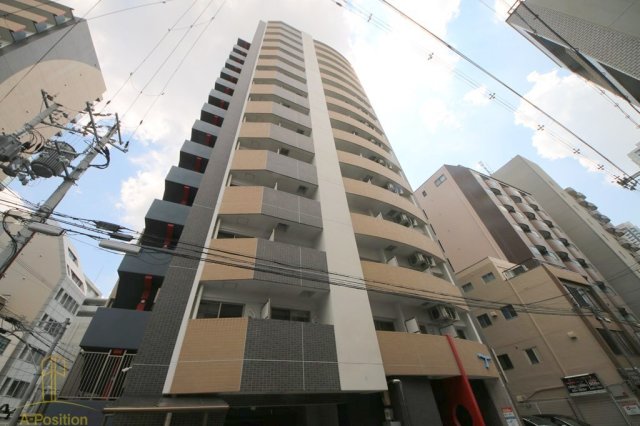 建物外観　セレニテ梅田北