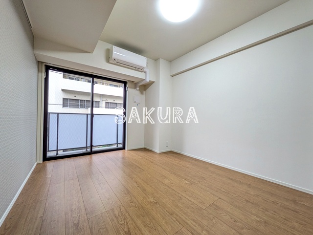 居室・リビング　使いやすい形の為、レイアウトを楽しめます♪