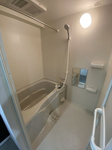 バス・シャワールーム　写真は別号室のものです。