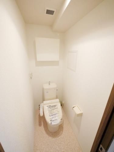 トイレ　（別タイプ参考写真）コントレイル　北区王子4