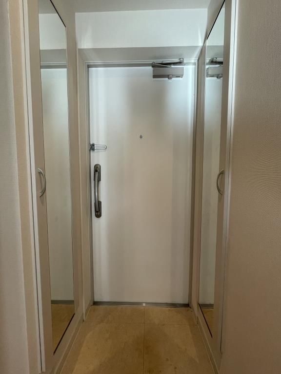 玄関　（別タイプ参考写真）コントレイル　北区王子4